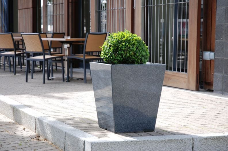 Commercial Pots